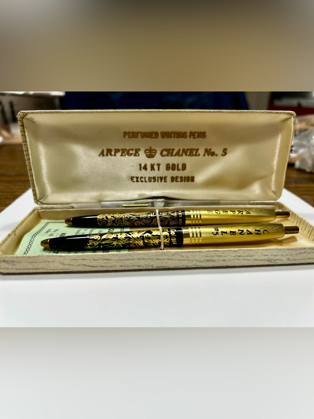 CHANEL Gold and Black Arpege No.5 Perfumed 14kt Bold Writing Pens Set